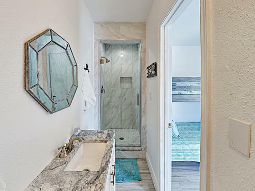 New Listing! Waterfront Home With Decks & Bay Views Home