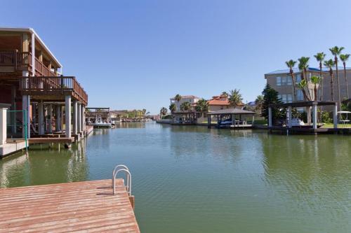Las Marinas Condo 301 With Boat Slip