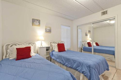 Beach View Condominiums By Padre Island Rentals