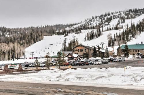 Townhome With View, Walk To Brian Head Lifts!