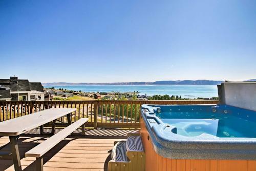 Kats Kabin With Lake Views On Bear Lake!