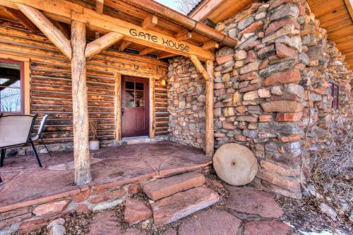 Pack Creek Ranch Less Than 15 Miles To Downtown Moab!