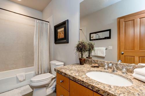 New Listing! Hillside Haven - Steps To Main Street Home
