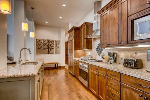 Hyatt Centric #450