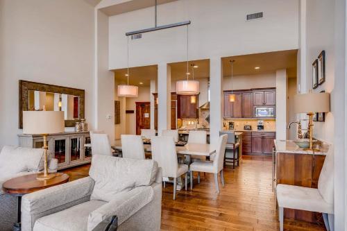 Hyatt Centric #450