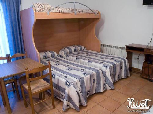 Aparthotel Fonda Bohemia Riuot