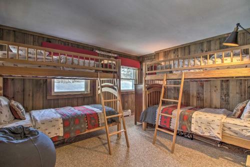Ludlow Home - Walk To Okemo Mountain Resort!