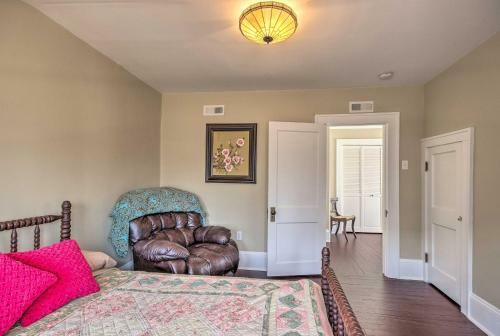 Historic Home 8 Mi To Bristol Motor Speedway