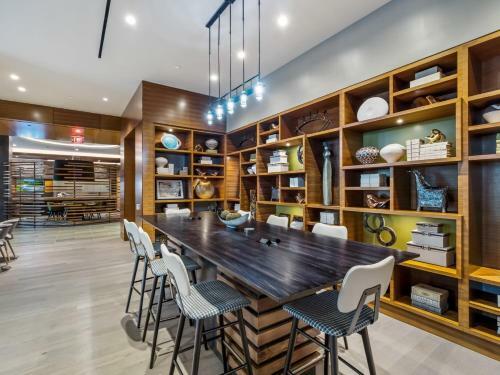 Apartamento Bluebird Suites At Reston Town Center