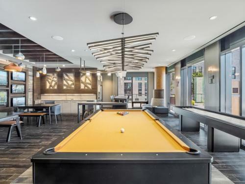 Apartamento Bluebird Suites At Reston Town Center