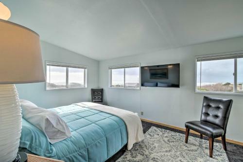 Coastal Retreat Deck, Ocean Views And Walk To Beach
