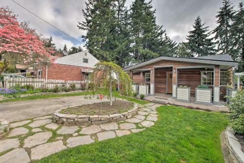 Craftsman-style Home 6 Miles From Downtown Seattle
