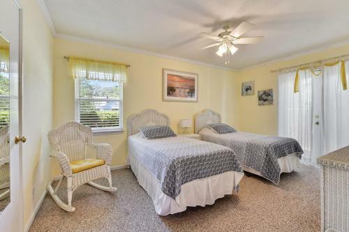 Beach Love And Happiness By Jekyll Realty