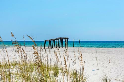 Seacrest Beach Retreat - Luxe Pool - Walk To Beach Home