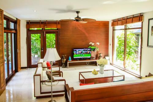 Villa 4 Br Furama Da Nang- Free Pick Up
