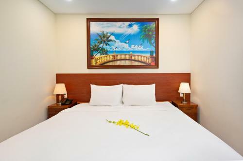 Sunlit Sea Hotel & Apartment - Phoenix 2 Hotel