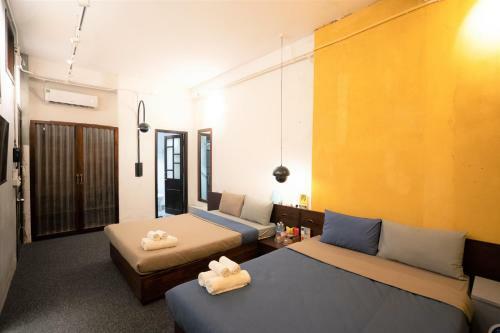 The Garden Hotel & Apartment