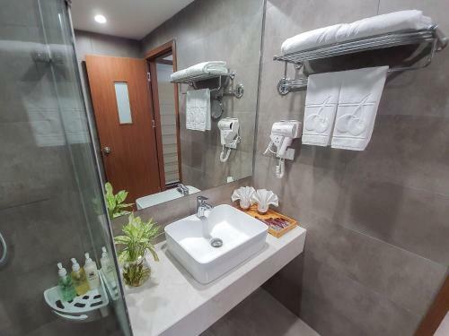 Hotel Reiwa Inn Apartment