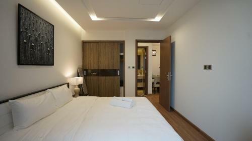 Vinhomes Metropolish Apartment Center Hanoi