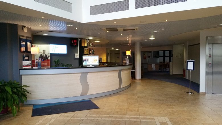 Hotel Express By Holiday Inn Grenoble - Bernin
