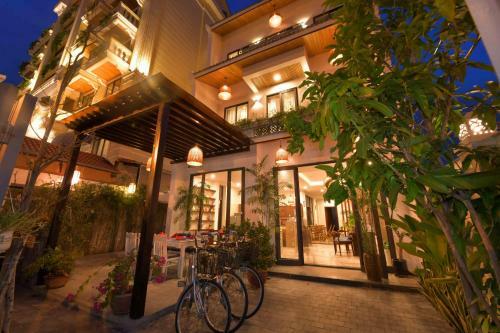 Hotel Pho Hoi Ancient Town Beauty Villa