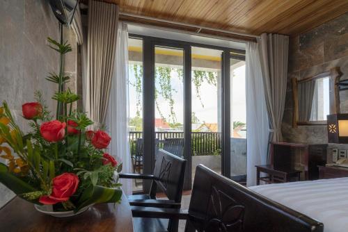 Hostal Maison Vui Homestay