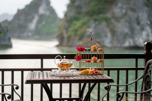 Sena Cruises - Wonder On Lan Ha Bay
