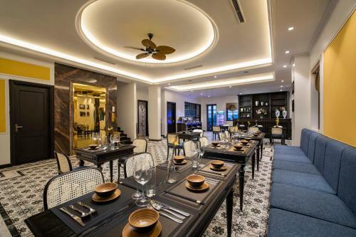 Ha Long Essence Hotel