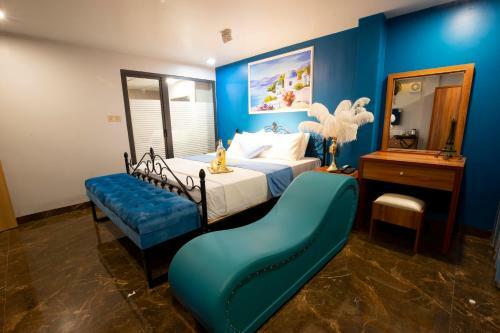 Cozi 9 Hotel - Theme Hotel