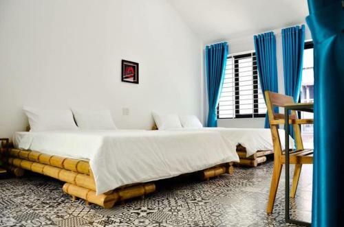 Hostal Monaco Homestay