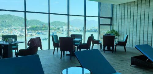Golden Sea Apartment, Beach Front Khanh Hoa