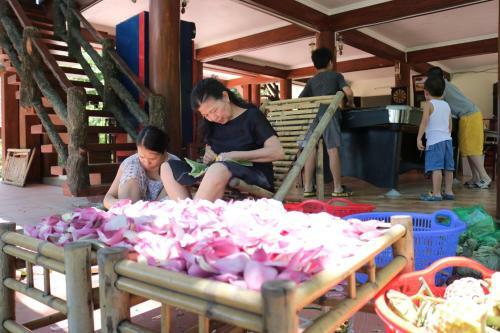 Bed & Breakfast Hang Mua Valley Homestay