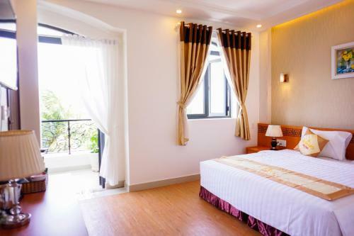 N? Ho�ng Hotel