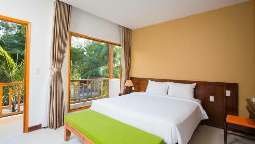 Hotel Nadine Phu Quoc Resort & Spa
