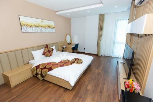 Queen Hotel Ho�ng Gia