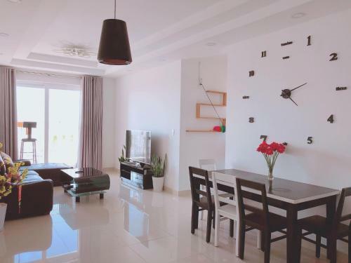 C?n H? Melody V?ng T�u- May's Apartment