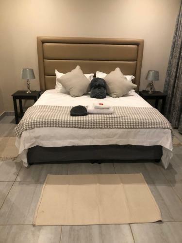 8 On Acacia Bed & Breakfast