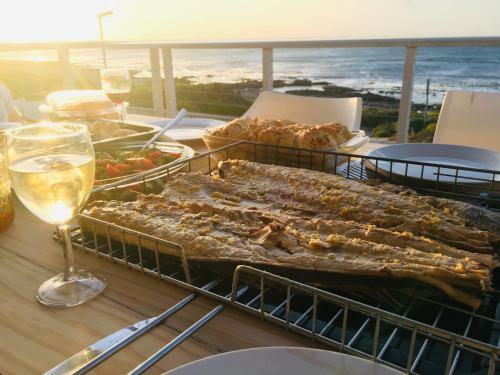 Gansbaai Seafront Holiday House - "ons C-huis"