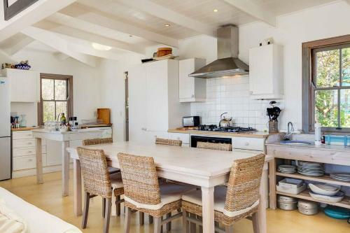 Bungalow Beach Villa
