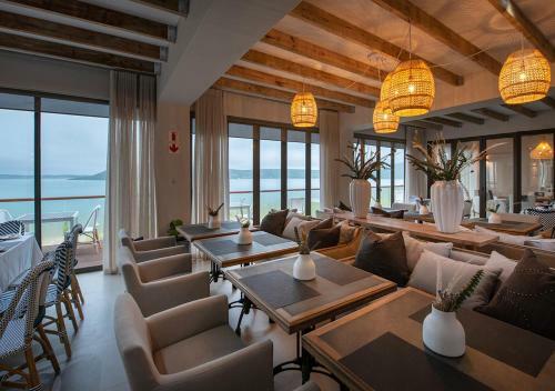 Shark Bay Hotel & Spa