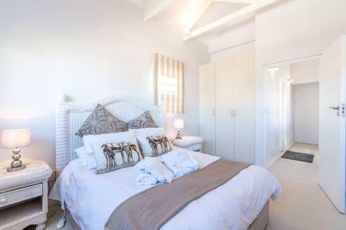 Cosy Beach Bungalow