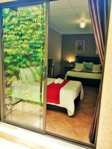 Hostal Safari Guesthouse