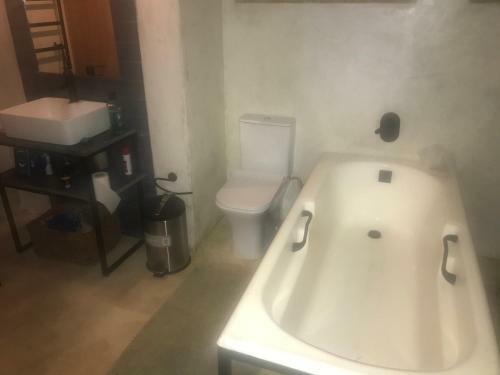 Hostal Four20 Bespoke Hotel