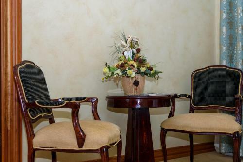 Equestrian Royal Hotel Boutique & Spa