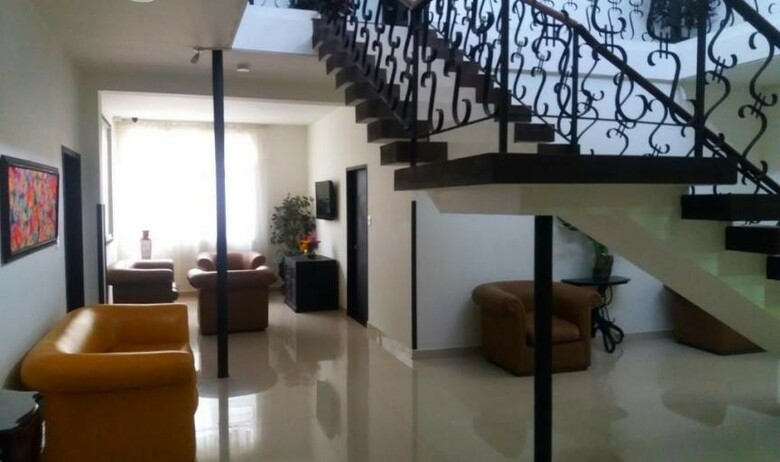 Hotel Colonial Plaza