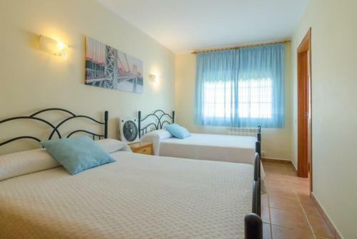 Vallcanera Villa Sleeps 8 Pool
