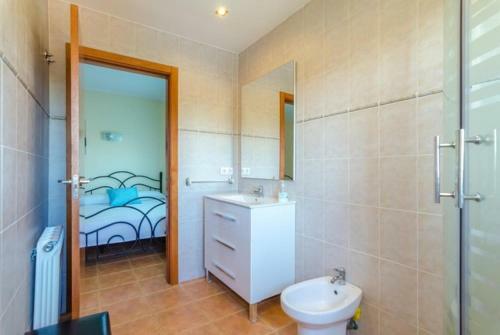 Vallcanera Villa Sleeps 8 Pool