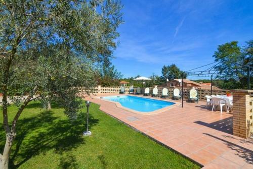 Vallcanera Villa Sleeps 8 Pool