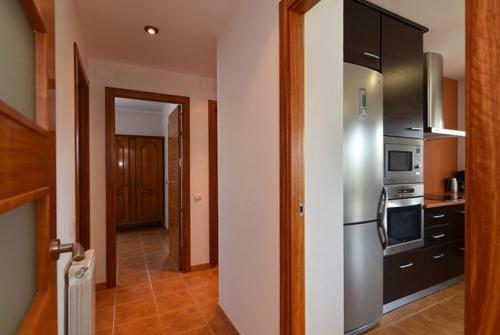 Vallcanera Villa Sleeps 8 Pool