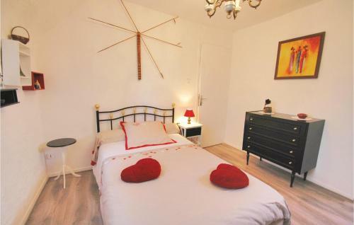 Three-bedroom Holiday Home In Terrasspn-lavilledieu